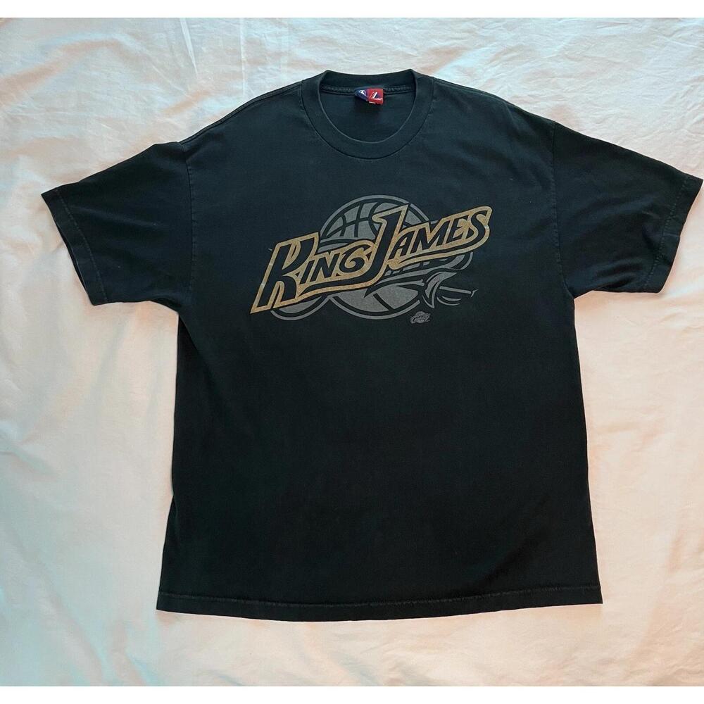 Cleveland Cavaliers King James Labron Majestic  l Black T Shirt
